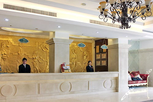 鄭州金色維也納酒店豪華單間 團(tuán)購僅165元，高性價(jià)比住宿體驗(yàn)